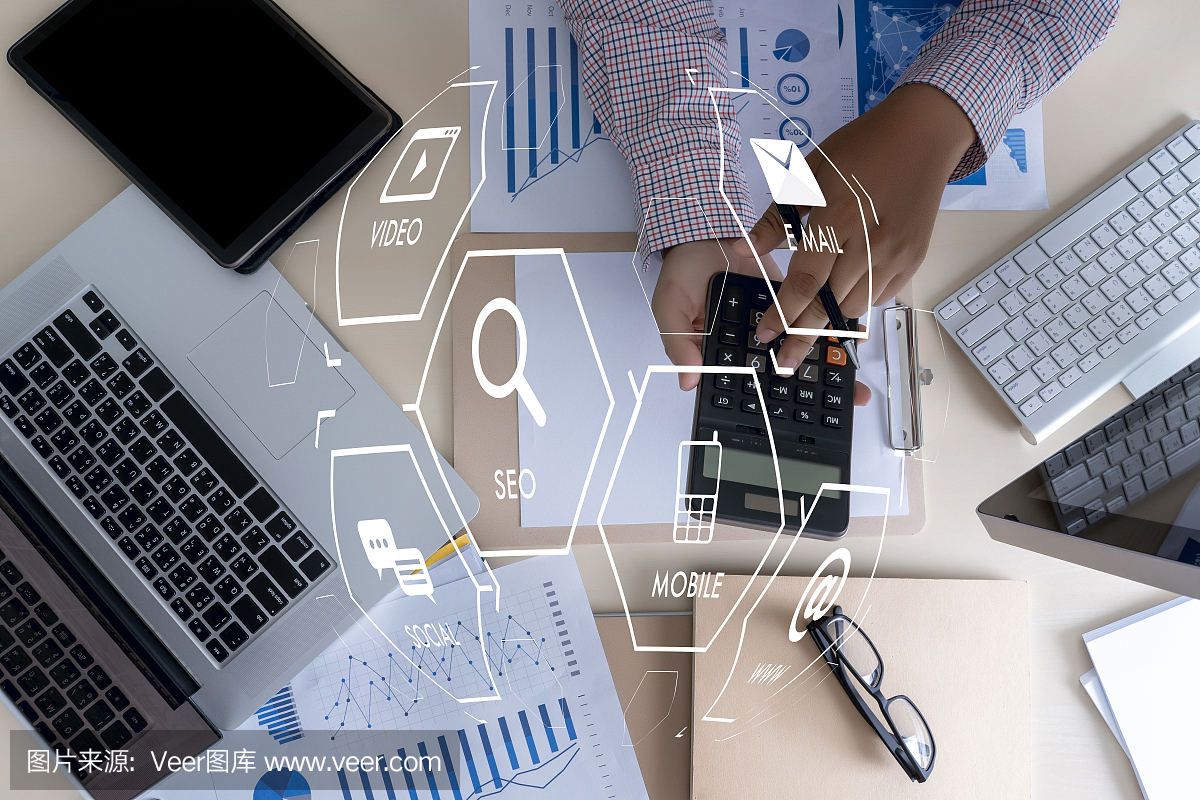 人用平板電腦虛擬界面圖形圖標網(wǎng)絡(luò)圖數(shù)字營銷